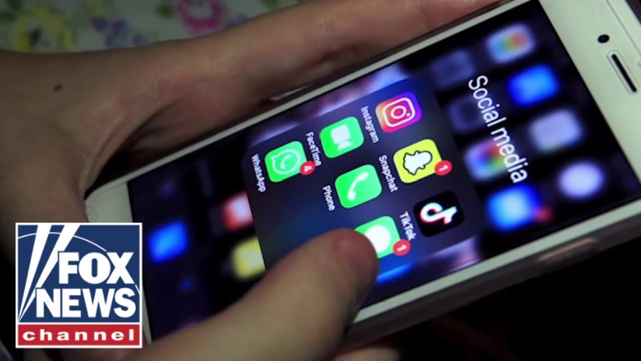 when-should-kids-be-allowed-on-social-media-clinical-psychologist